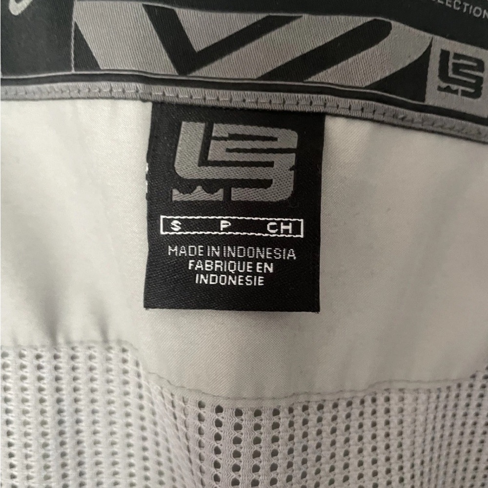 Lebron James Nike Gray Men's Jacket size S - Picture 3 of 4